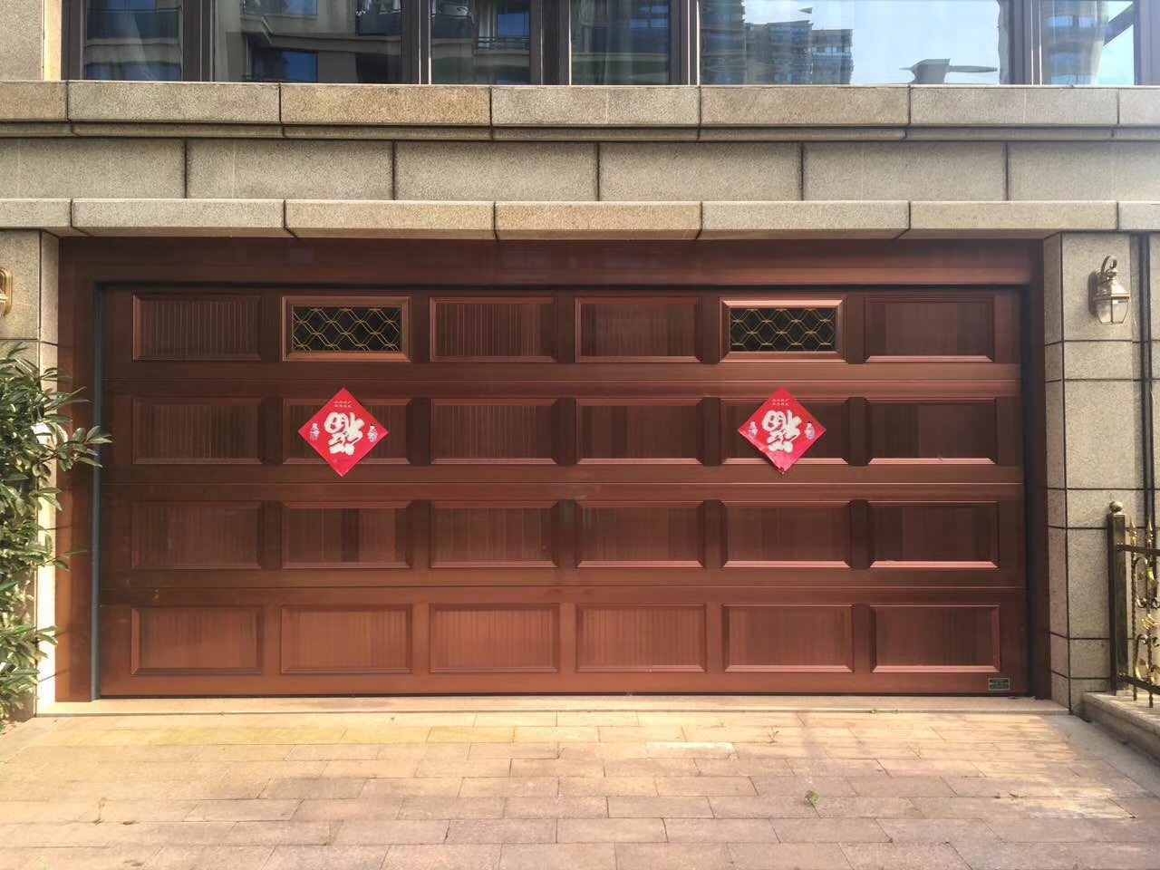 鋁合金仿銅色車庫門